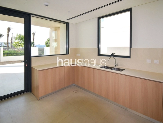 mobile-banner - Haus and Haus