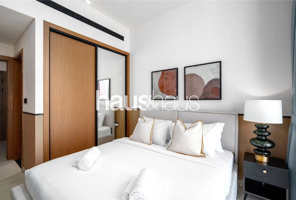 mobile-banner - Haus and Haus