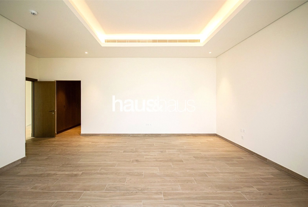 4 bedroom villa to rent - haus & haus