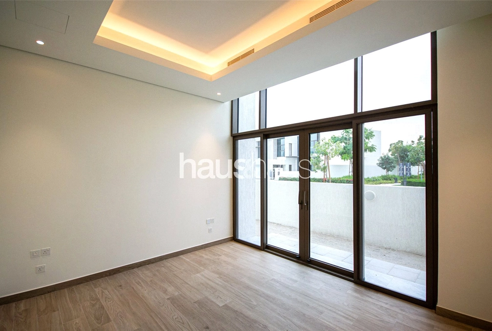 4 bedroom villa to rent - haus & haus