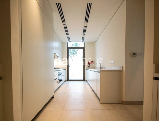 4 bedroom villa to rent - haus & haus