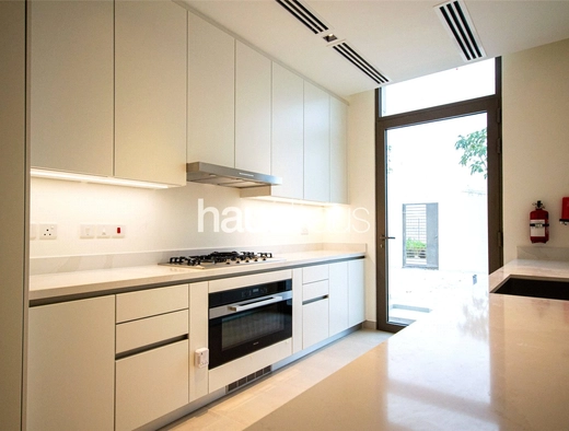 4 bedroom villa to rent - haus & haus