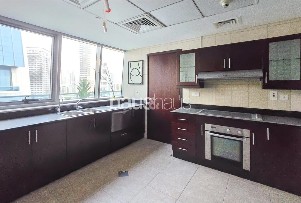 3 bedroom apartment to rent - haus & haus