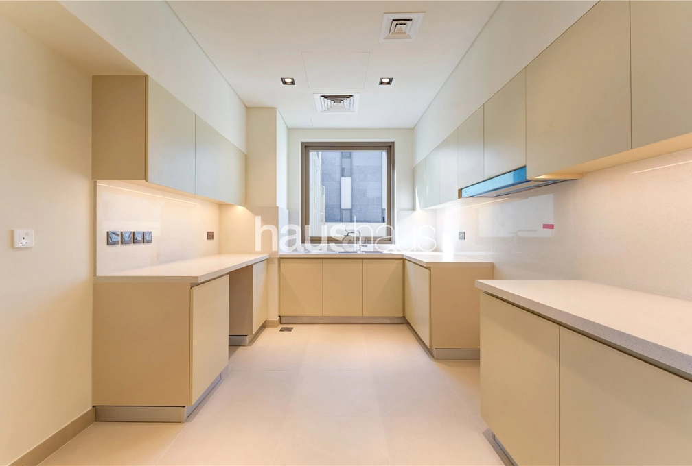 6 bedroom villa to rent - haus & haus