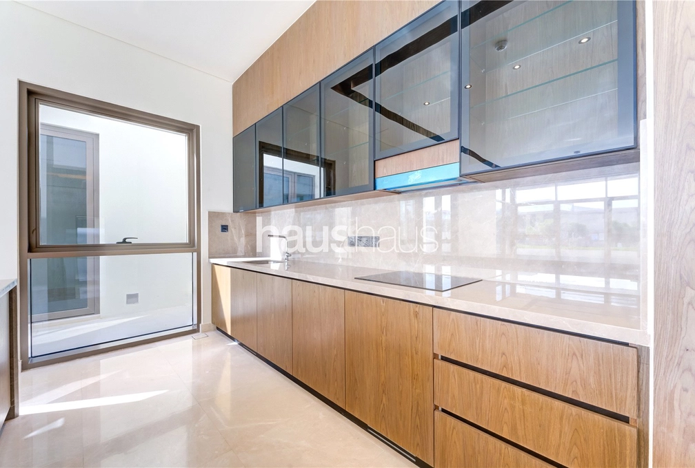 6 bedroom villa to rent - haus & haus