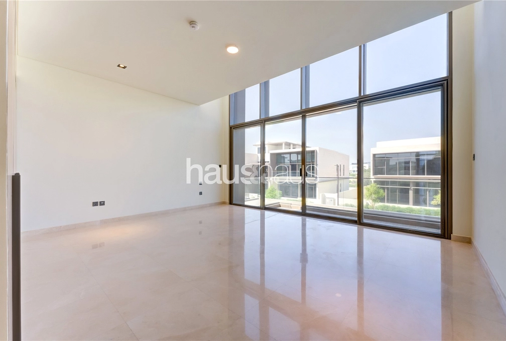 6 bedroom villa to rent - haus & haus