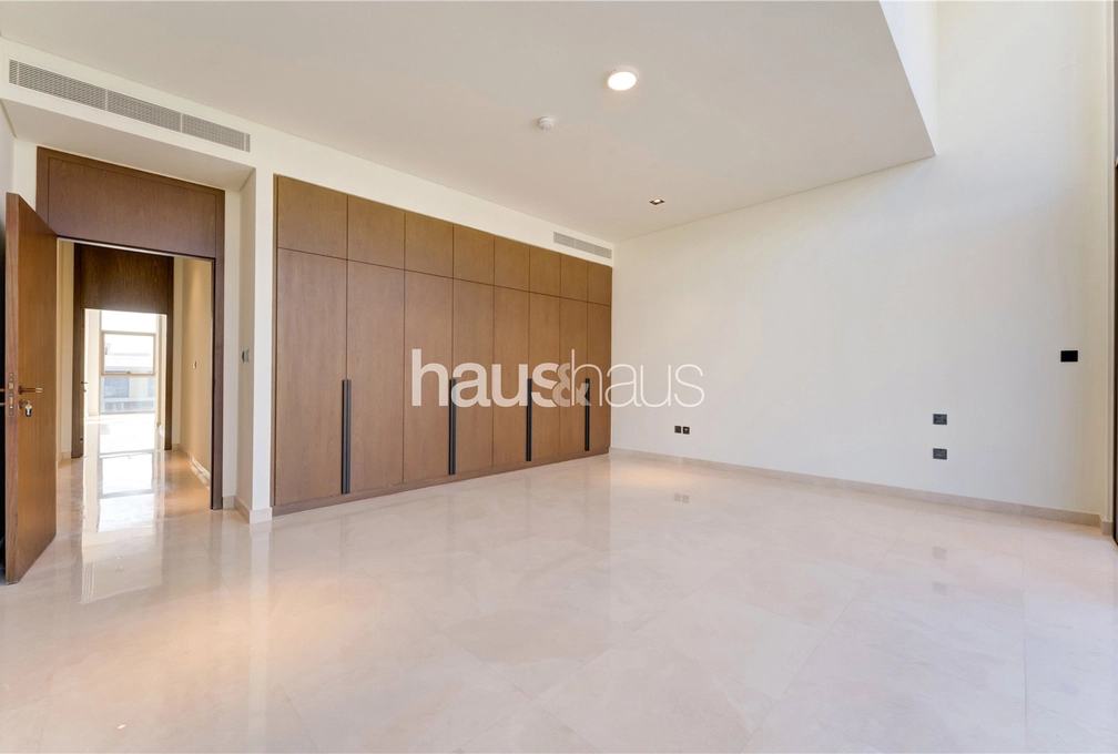 6 bedroom villa to rent - haus & haus