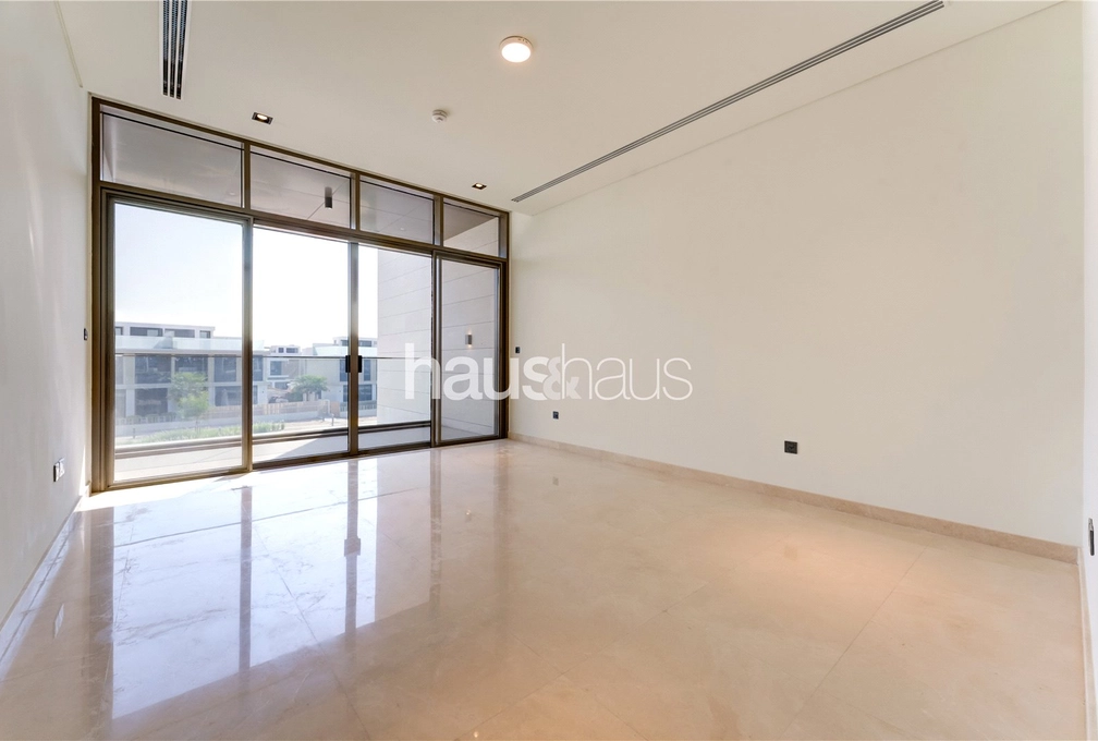 6 bedroom villa to rent - haus & haus