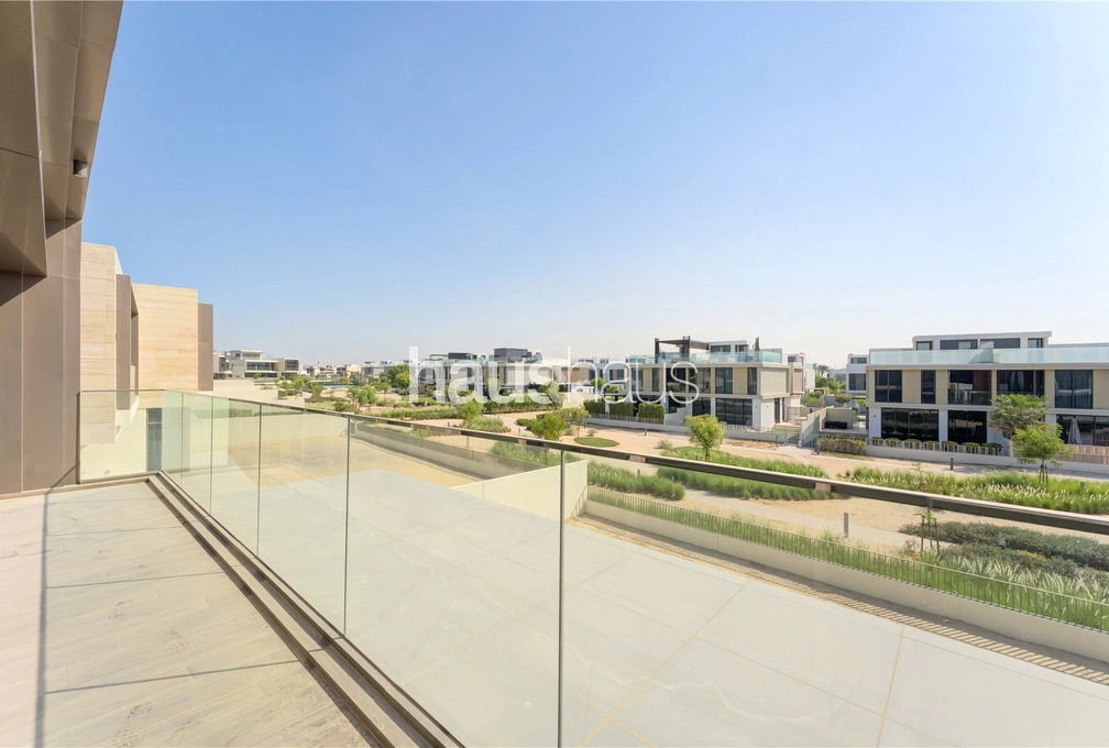 6 bedroom villa to rent - haus & haus