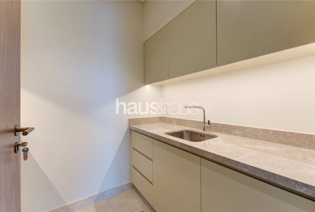 6 bedroom villa to rent - haus & haus