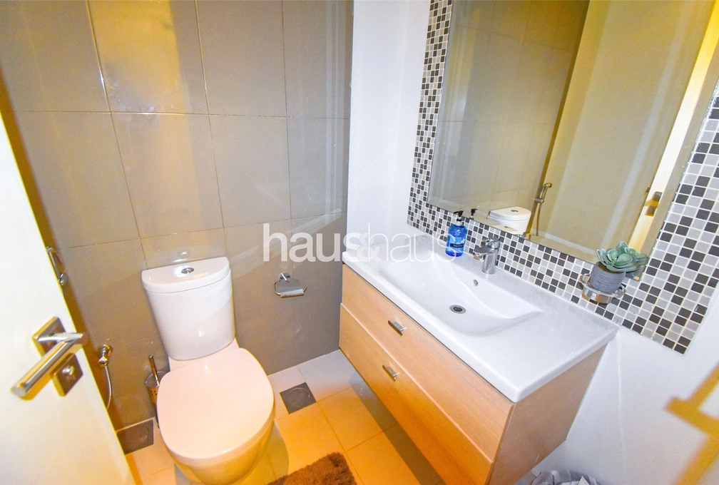 5 bedroom villa to rent - haus & haus