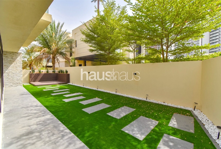 5 bedroom villa to rent - haus & haus