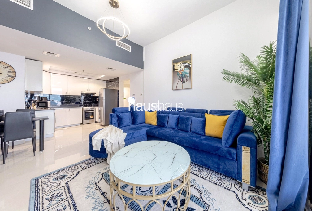 2 bedroom apartment to rent - haus & haus