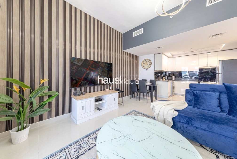 2 bedroom apartment to rent - haus & haus