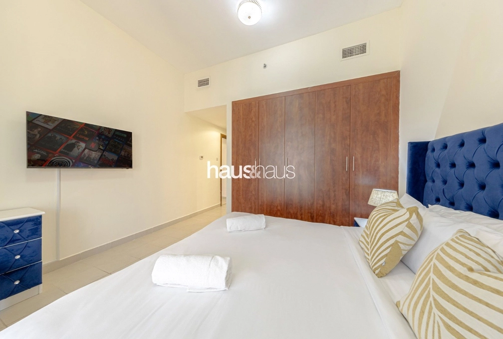 2 bedroom apartment to rent - haus & haus