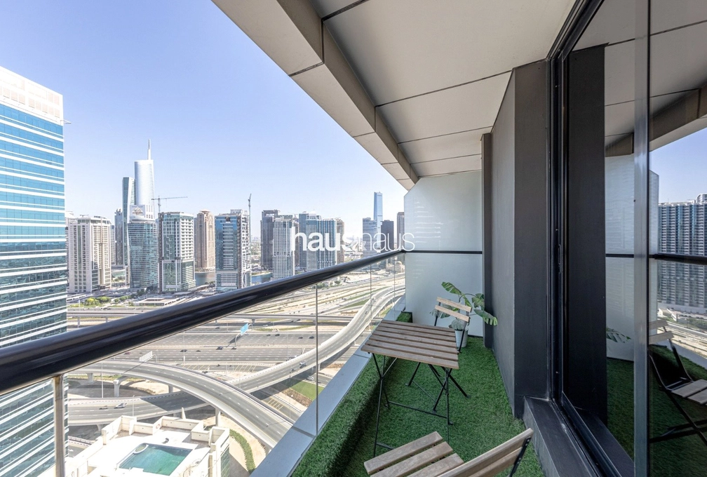 2 bedroom apartment to rent - haus & haus