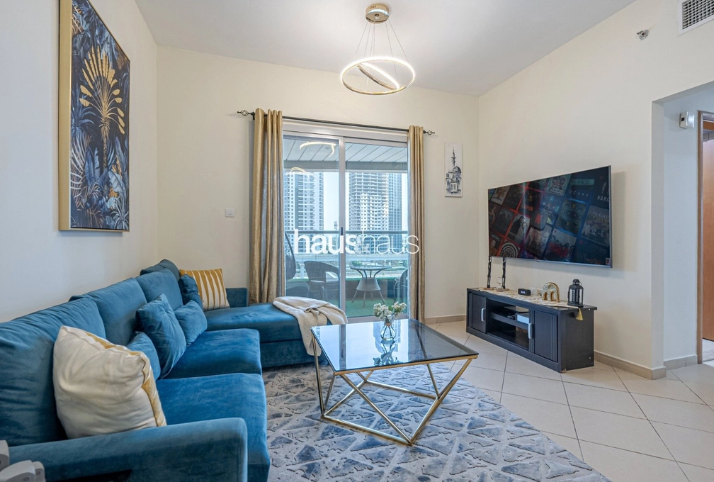 2 bedroom apartment to rent - haus & haus