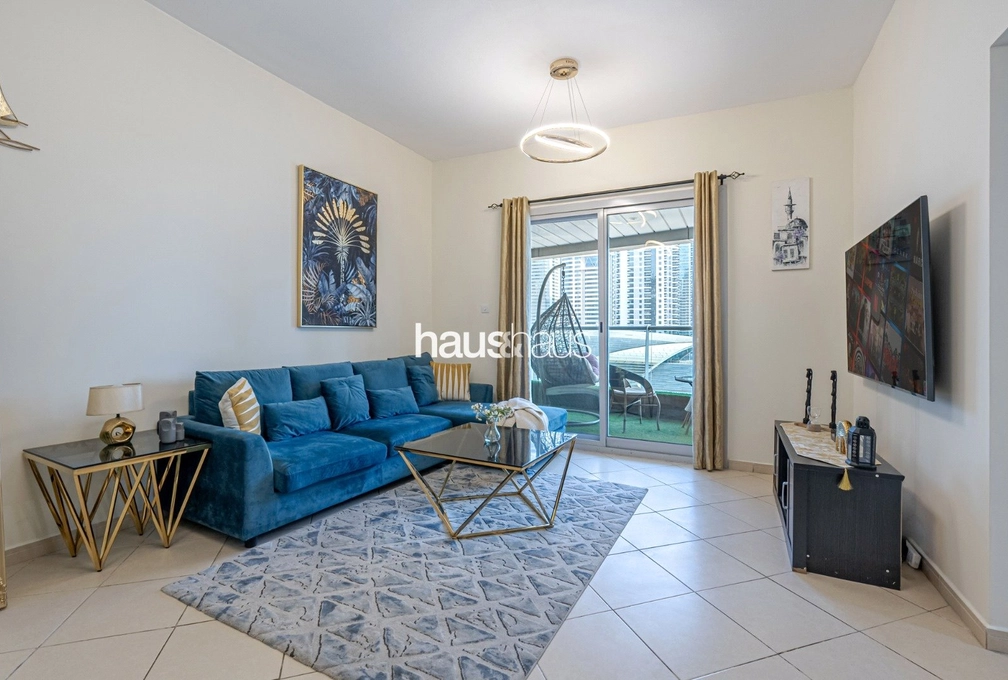 2 bedroom apartment to rent - haus & haus