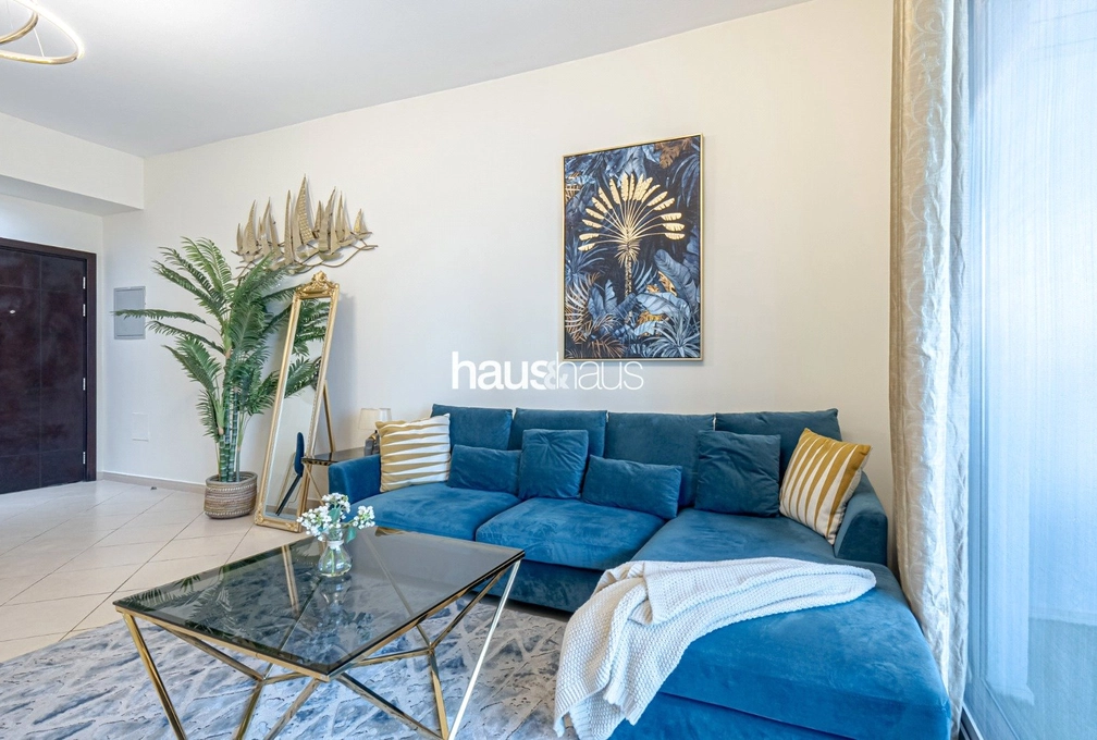 2 bedroom apartment to rent - haus & haus