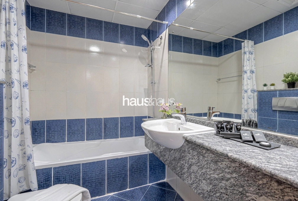 2 bedroom apartment to rent - haus & haus