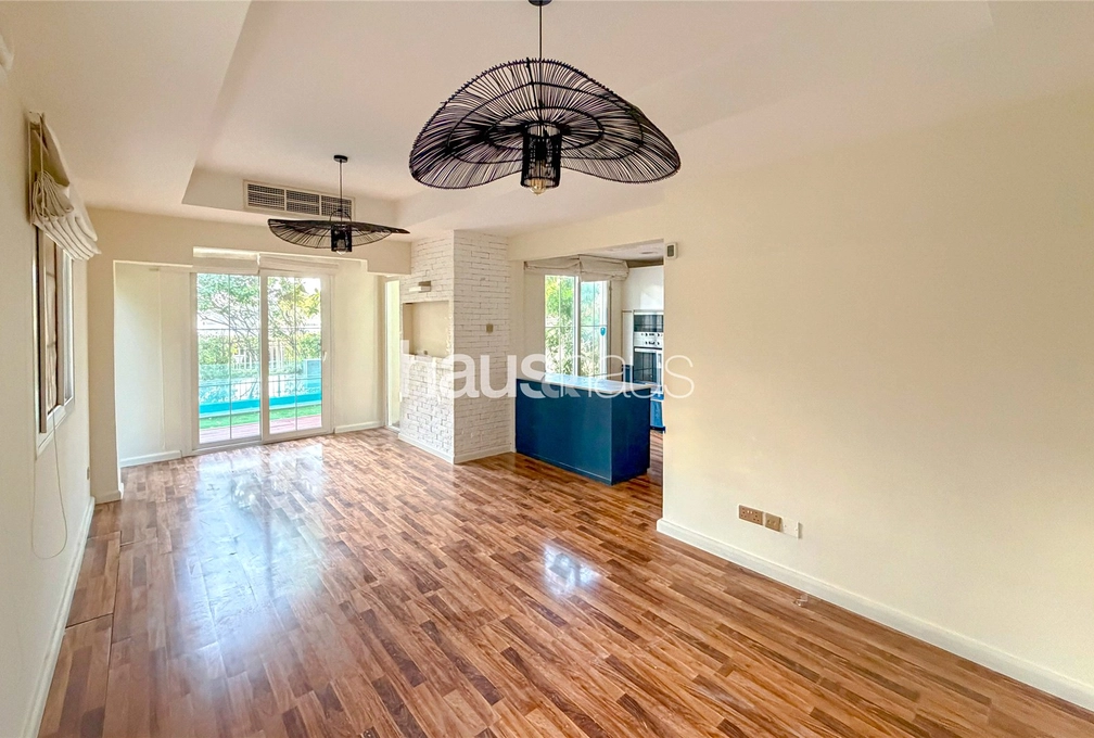 2 bedroom villa to rent - haus & haus