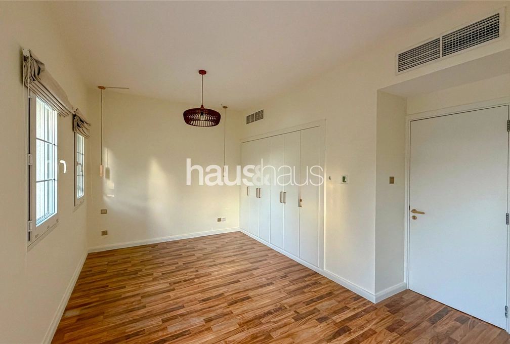 2 bedroom villa to rent - haus & haus