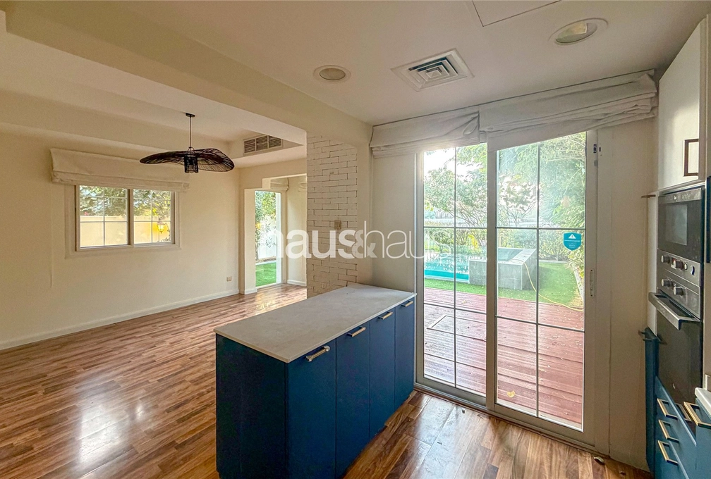 2 bedroom villa to rent - haus & haus