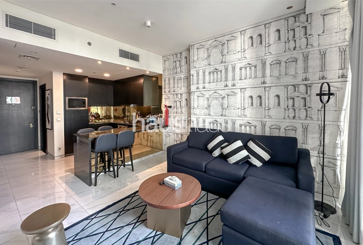 1 bedroom property to rent - haus & haus