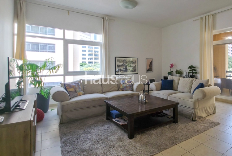 2 bedroom apartment to rent - haus & haus