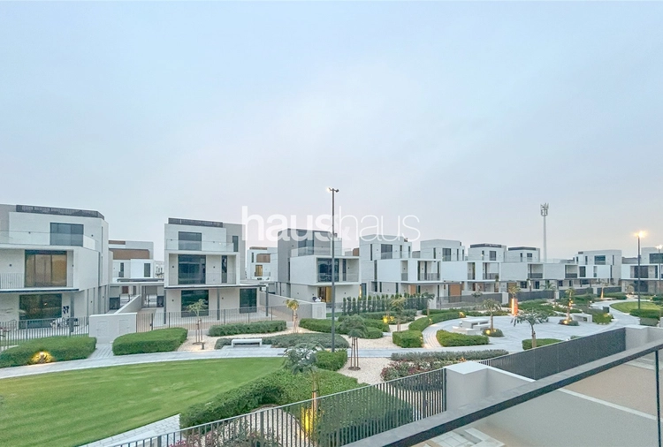 4 bedroom villa to rent - haus & haus