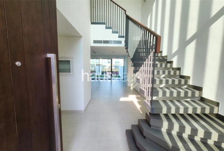 4 bedroom townhouse to rent - haus & haus