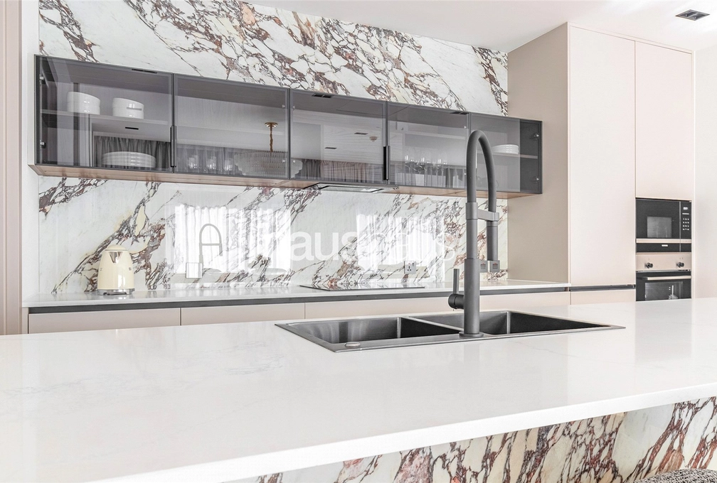 2 bedroom apartment to rent - haus & haus