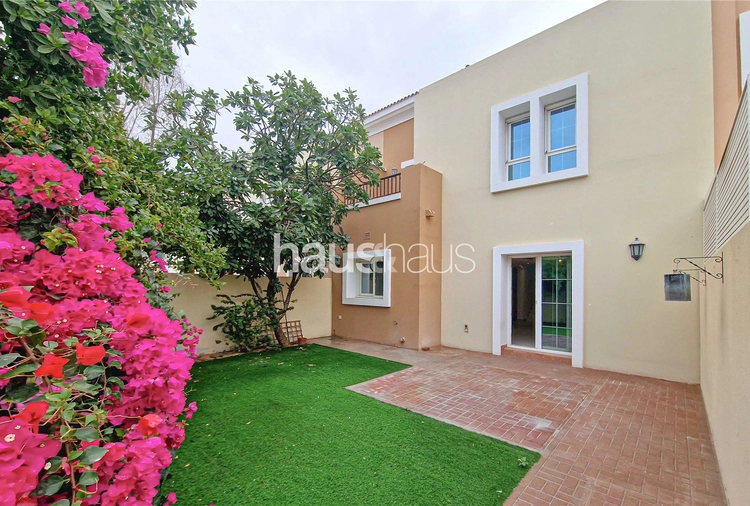 3 bedroom townhouse to rent - haus & haus