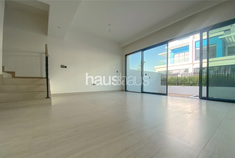 5 bedroom townhouse to rent - haus & haus