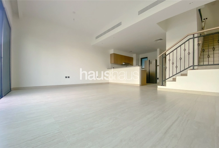 5 bedroom townhouse to rent - haus & haus