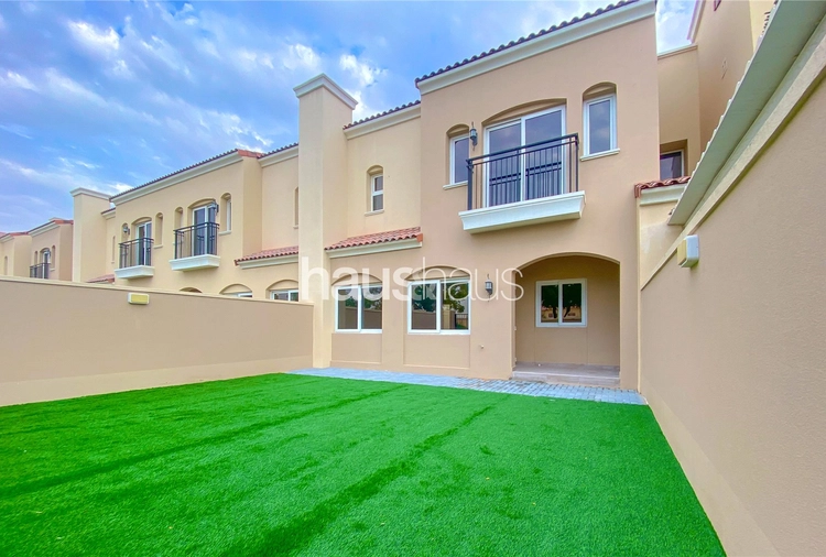 3 bedroom villa to rent - haus & haus