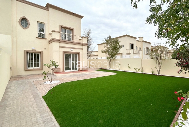 3 bedroom villa to rent - haus & haus