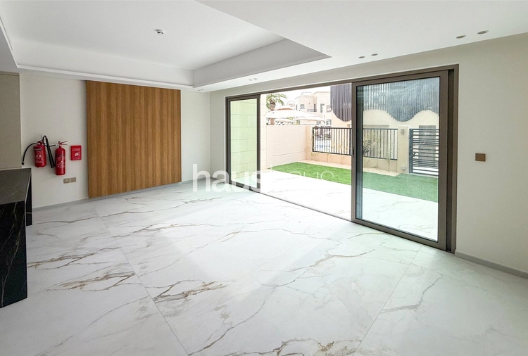 3 bedroom townhouse to rent - haus & haus