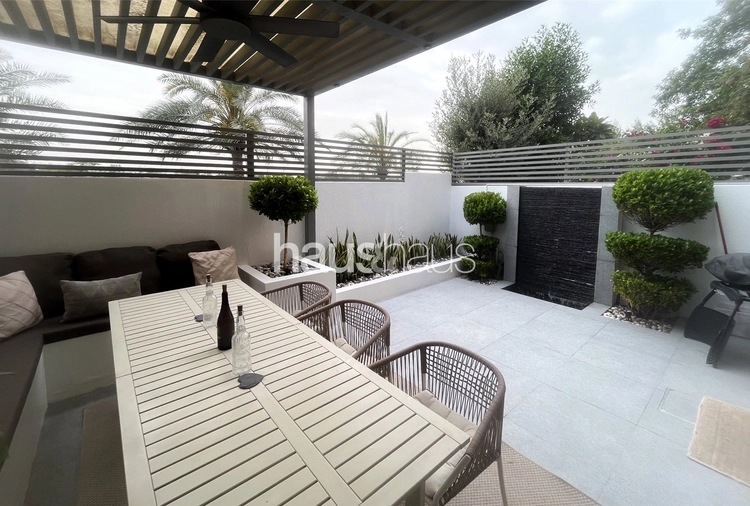 2 bedroom townhouse to rent - haus & haus