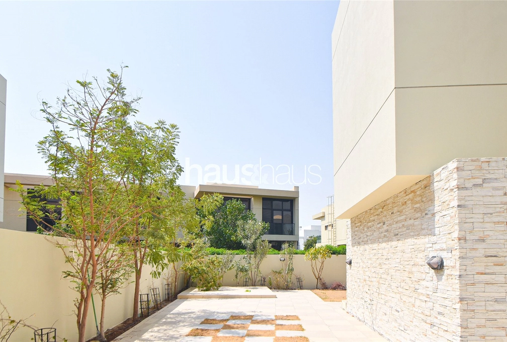 4 bedroom villa to rent - haus & haus