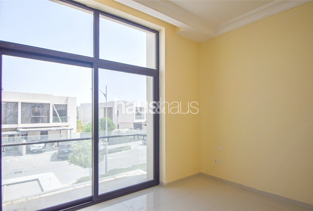 4 bedroom villa to rent - haus & haus