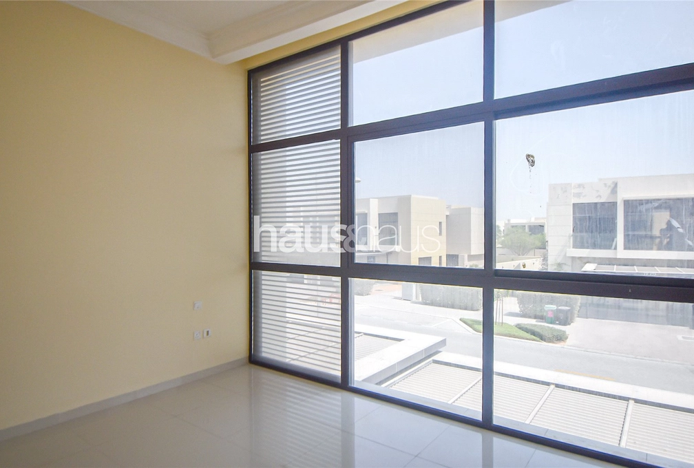 4 bedroom villa to rent - haus & haus