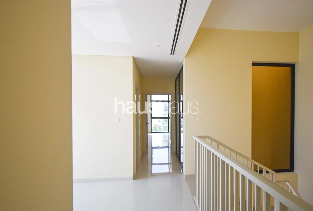 4 bedroom villa to rent - haus & haus