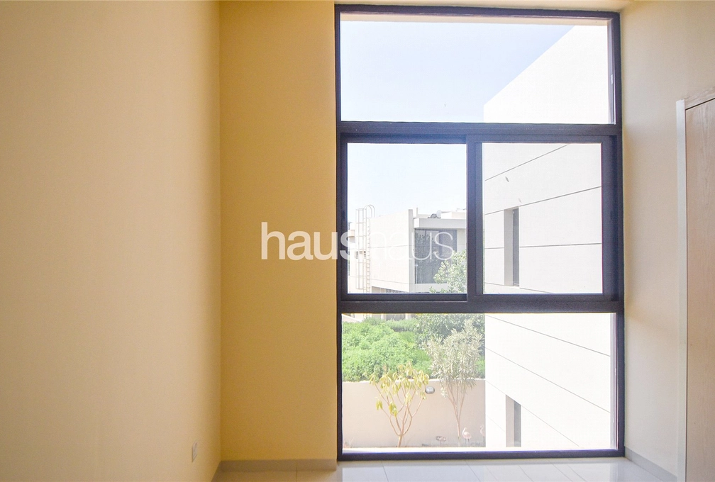 4 bedroom villa to rent - haus & haus