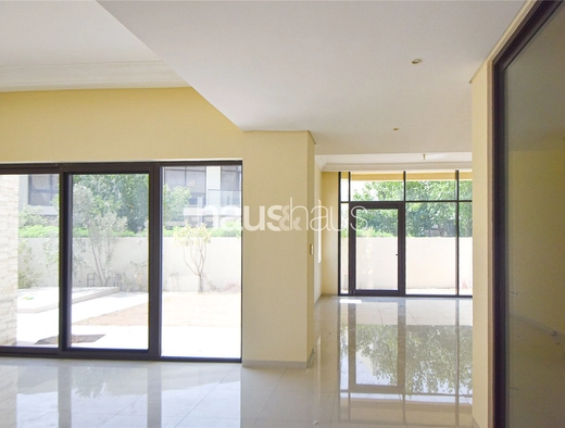 4 bedroom villa to rent - haus & haus