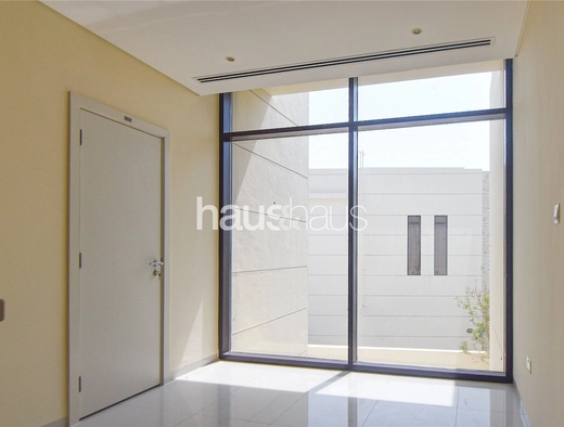 4 bedroom villa to rent - haus & haus