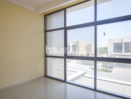 4 bedroom villa to rent - haus & haus