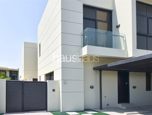 4 bedroom villa to rent - haus & haus