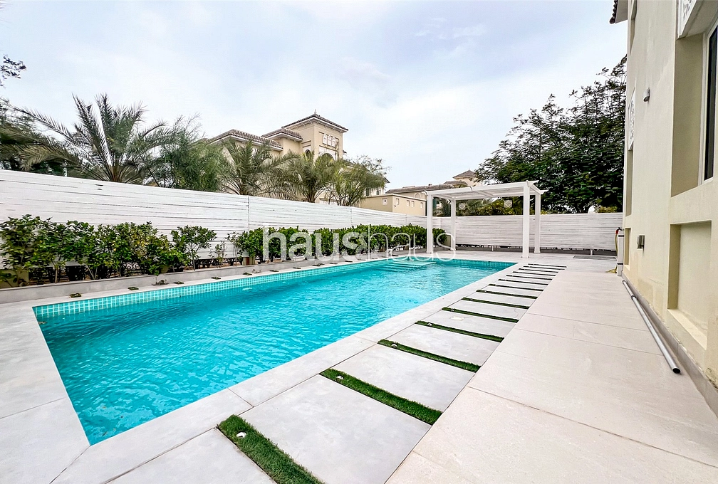 4 bedroom villa to rent - haus & haus