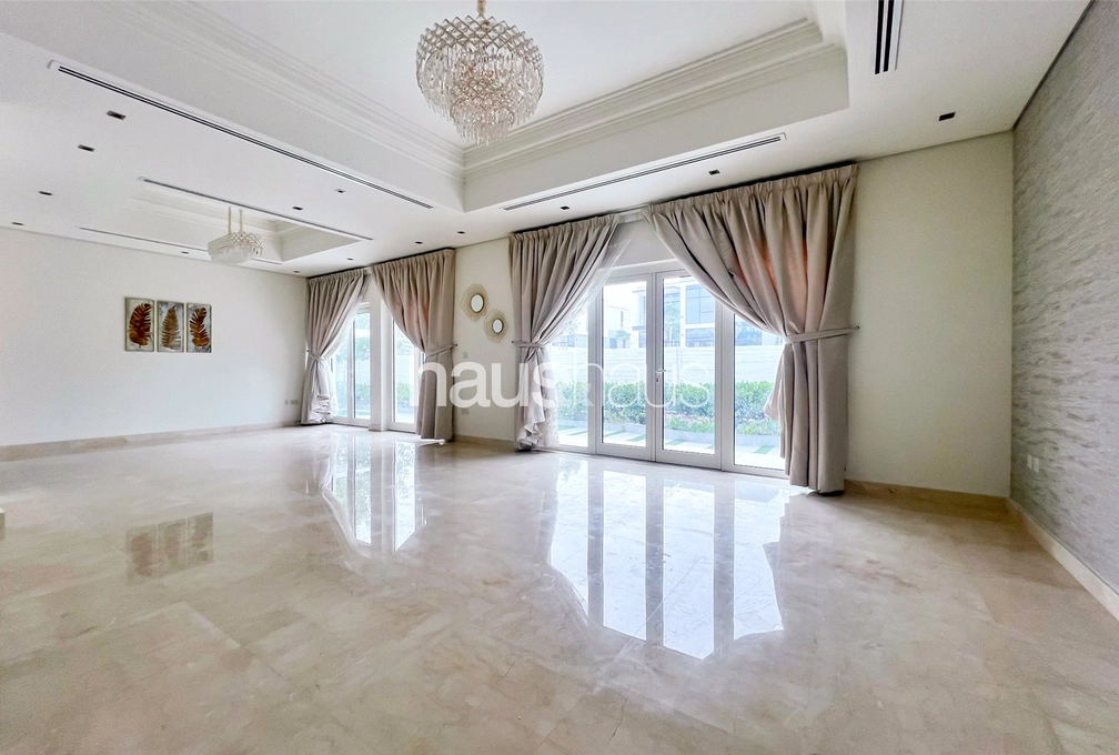 4 bedroom villa to rent - haus & haus